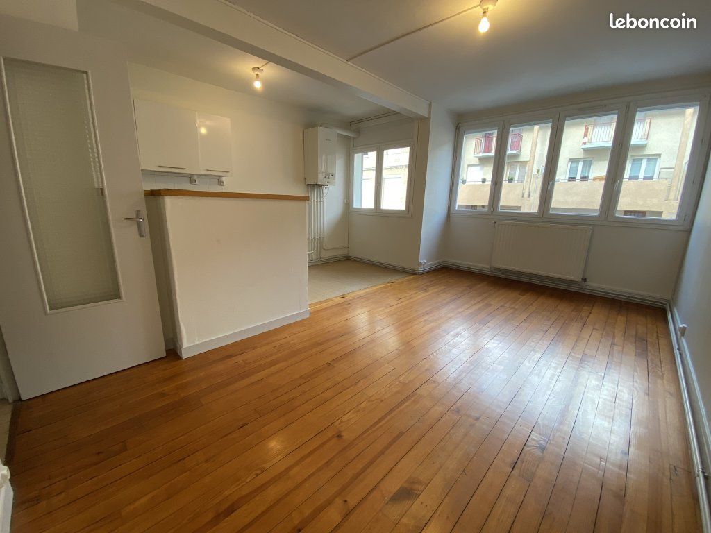 Appartement 3 pièces 63 m² · à Saint-Étienne · 63 m² · 495 €