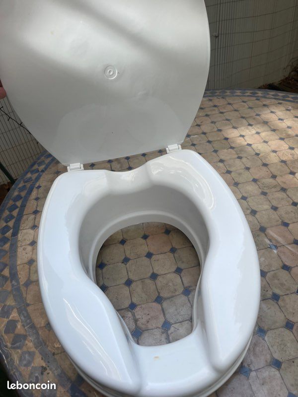 A vendre rehausseur WC (image 4)