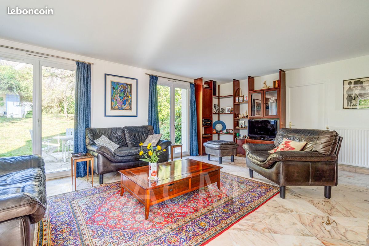 Maison 7 pièces 153 m² à Le Mesnil-le-Roi