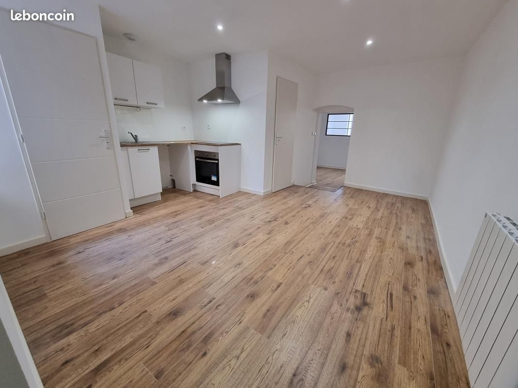 Appartement 2 pièces 50 m² · à Crémieu · 50 m² · 690 €/mois