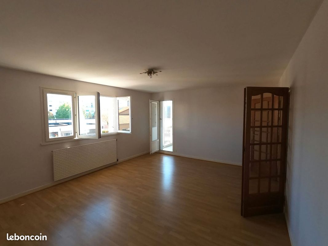 Appartement dans résidence sécurisée (image 5)
