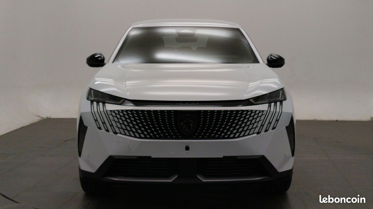 Peugeot 5008 Hybrid 145 e-DSC6 Allure (image 2)