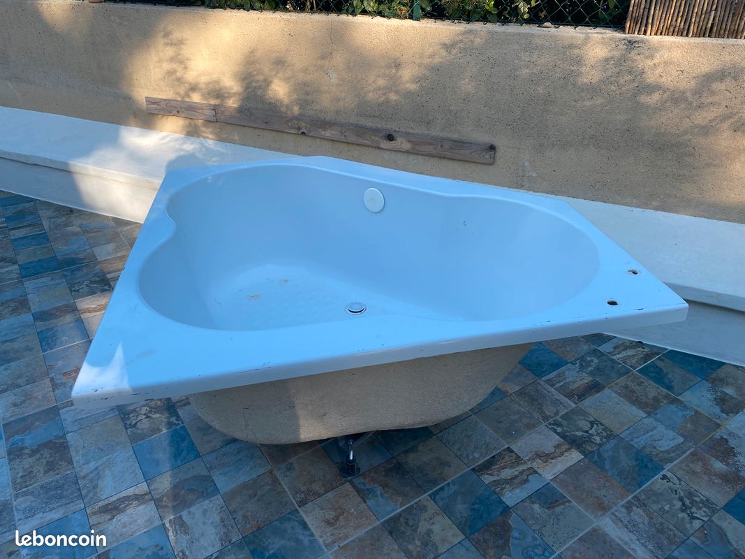 Baignoire d’angle (image 3)
