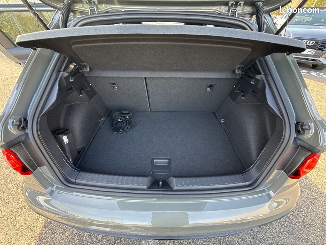 AUDI A1 Sportback 30 TFSI 116 ch S tronic 7 S Line (image 19)