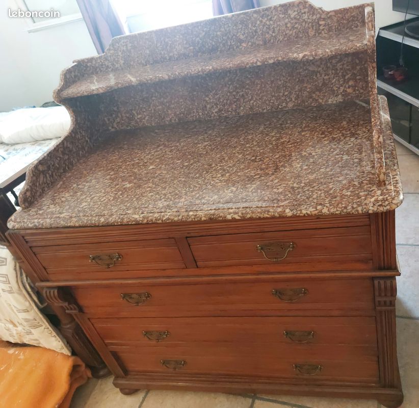 Meuble ancien dessus marbre (image 3)