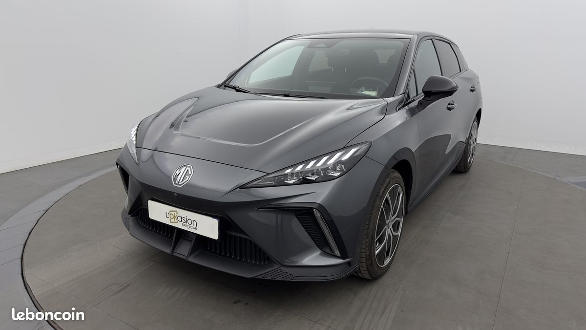 MG MG4 Electric 51kWh - 150 kW 2WD LUXURY (image 1)
