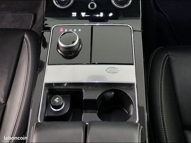 Land-rover Range Rover Velar 2.0D 180ch HSE AWD BVA (image 14)