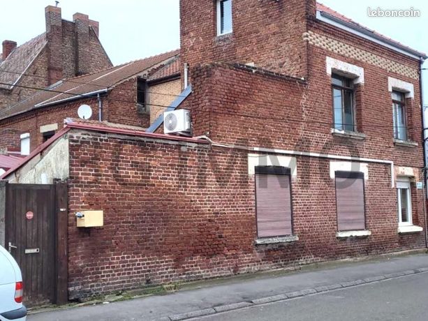 Immeuble 8 pièces 121 m²