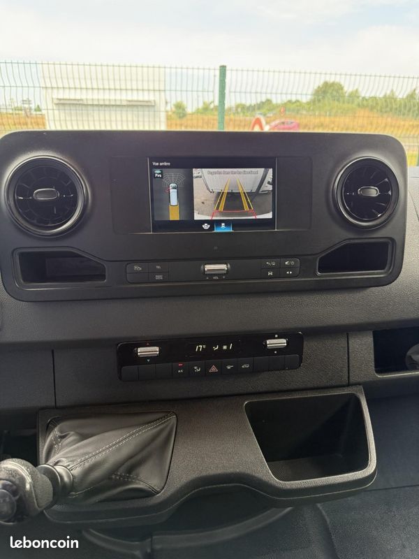 Mercedes Sprinter (3) 315 CDI 37s / 2023 / 22.990eHT (image 6)