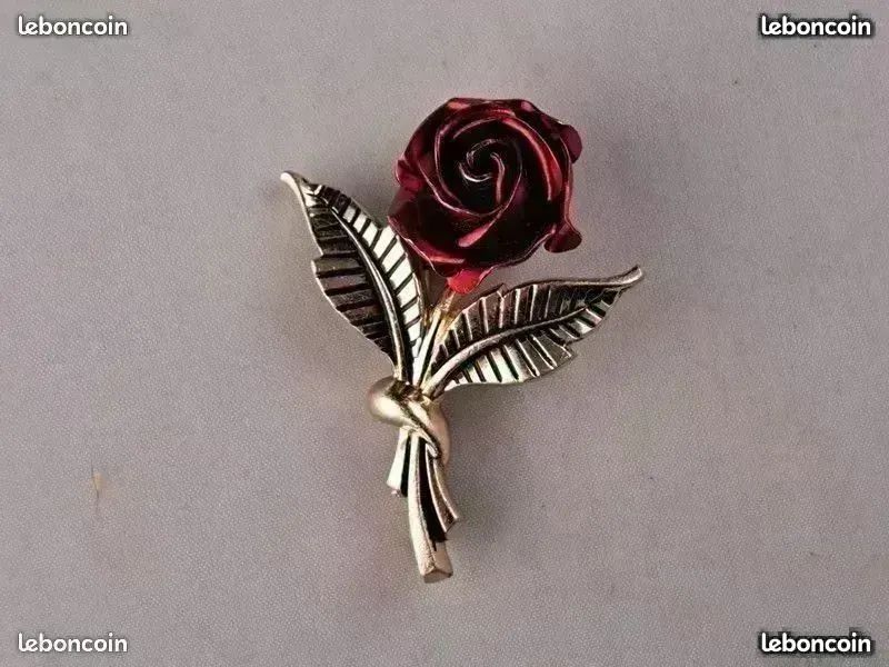 TRES BELLE BROCHE ANCIENNE 1930/40 ART DECO en PLATINE avec DIAMANT et PERLE