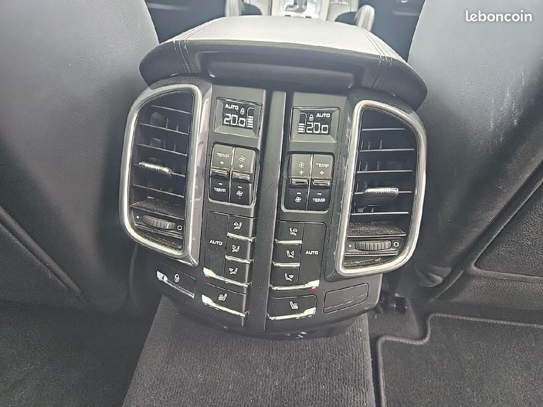 PORSCHE CAYENNE (958) turbo (image 27)