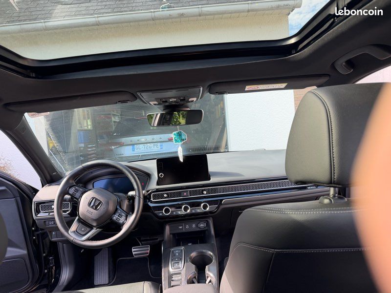 Honda Civic advance (image 3)