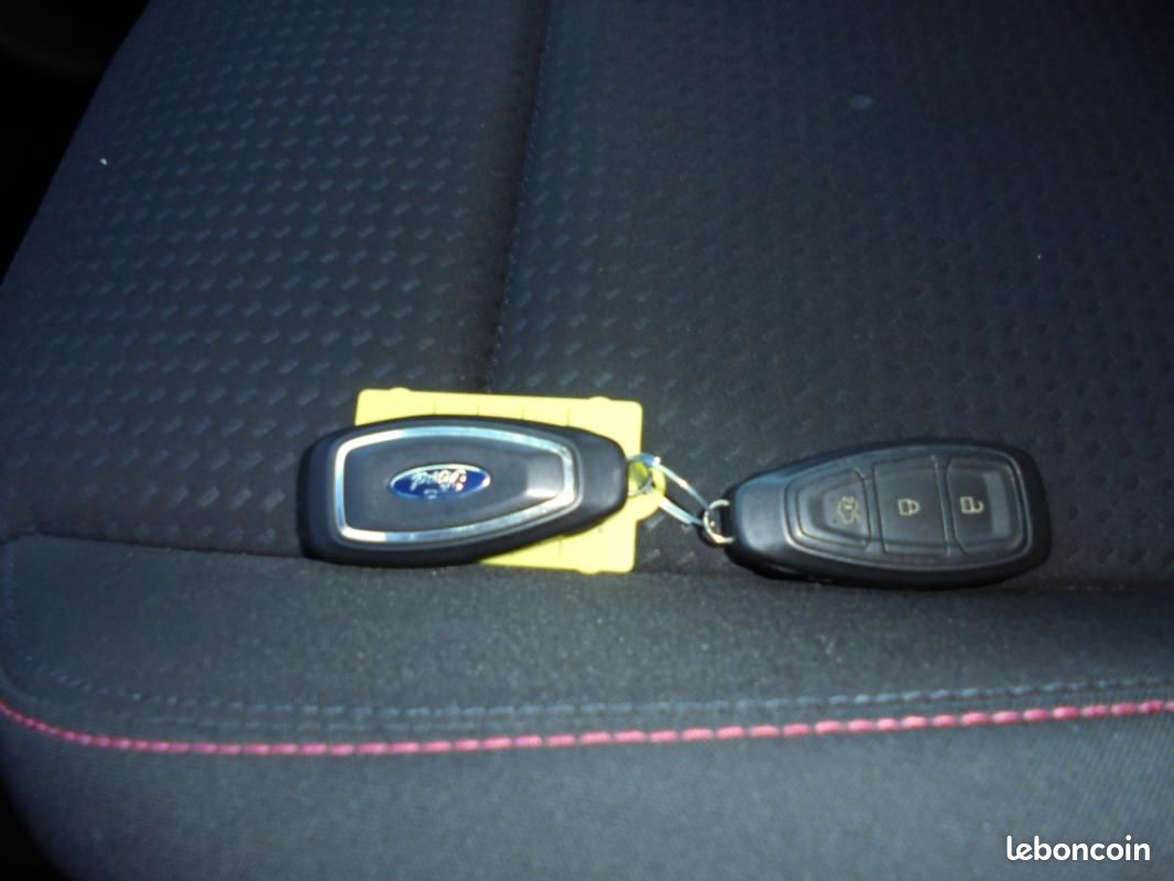 Ford Focus 1.0 EcoBoost 125 BVA8 ST Line (image 15)