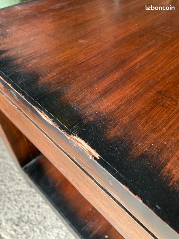 Table basse en bois exotique (image 2)