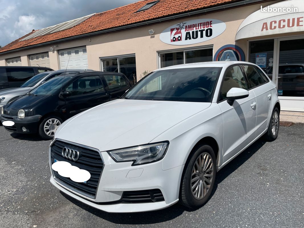 Audi a3 sportback 1.6 tdi 110 ambiente (image 1)