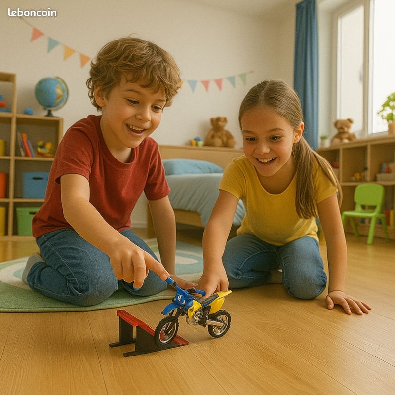 Miniature Motocross à Friction – Moto Jouet Avec Sons Réalistes, Sans Pile, En ABS – Décoration Ou Jeu – Cadeau Enfant