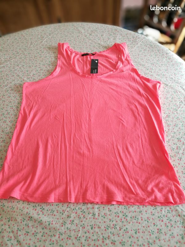 Débardeur rose fluo T44 - anges78 - 7 euros (image 2)