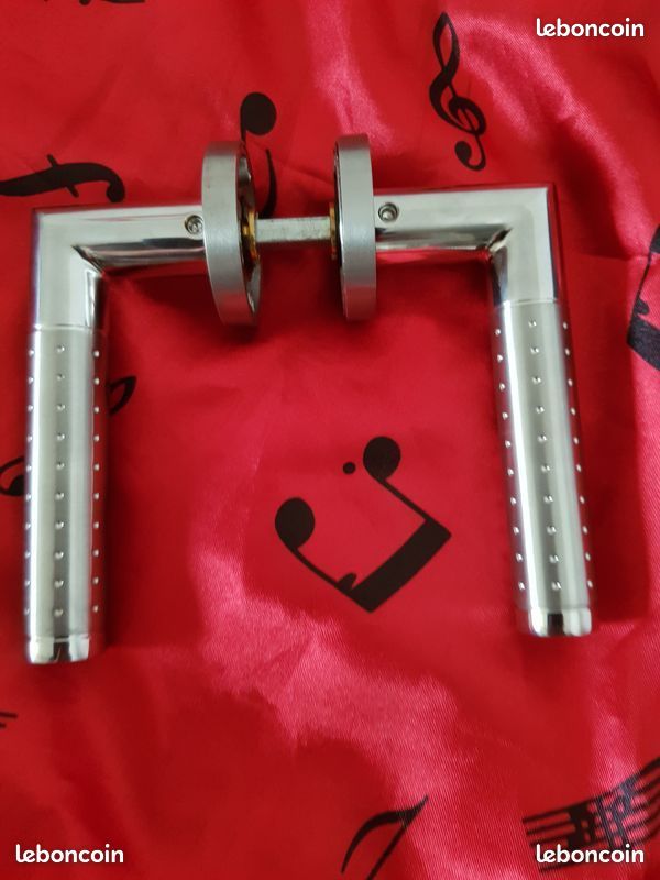 Poignée de porte en inox (image 4)