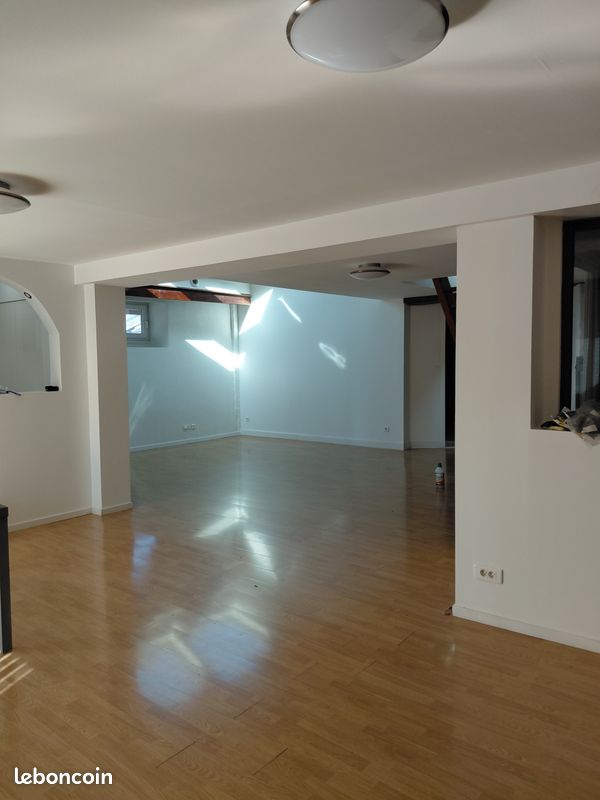 Appartement 4 pièces 125 m² · à Héricourt · 125 m² · 950 €/mois