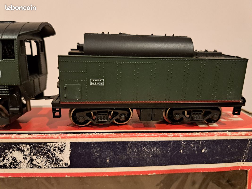 Caisse locomotive vapeur 141R 1097 HO 1/87 LIMA - Modélisme