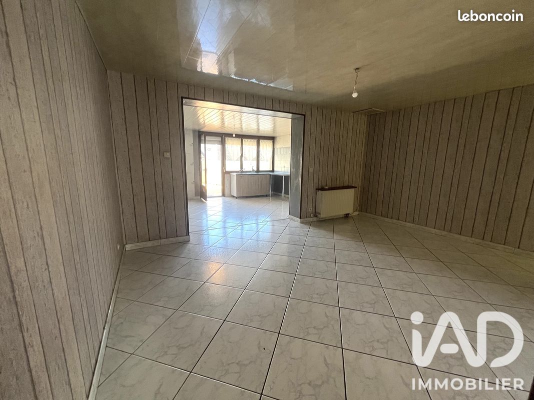 Maison 6 pièces 130 m² · à Roeulx · 130 m² · 96 000 €