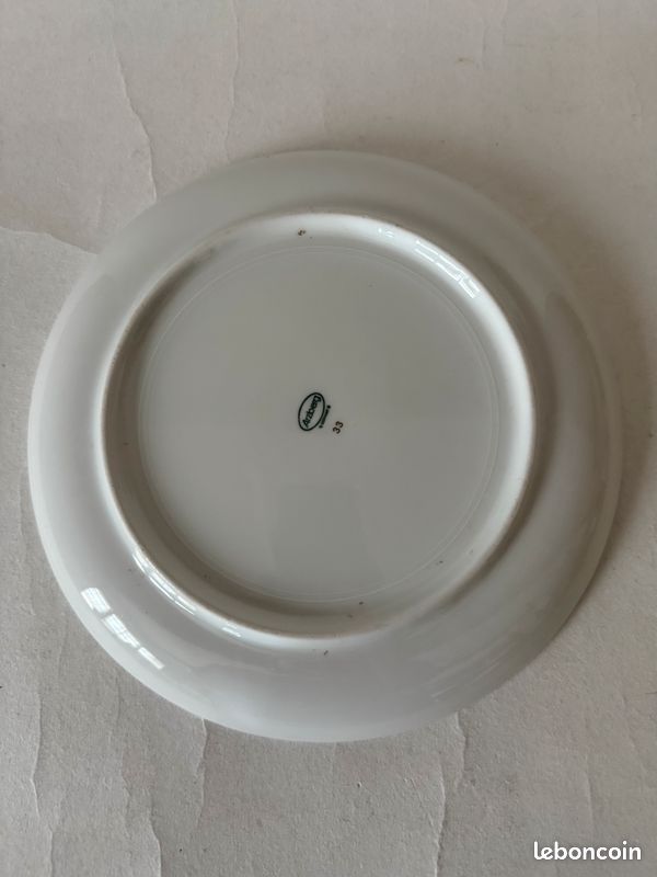 Assiette blanche plate vintage en porcelaine décor floral (image 4)