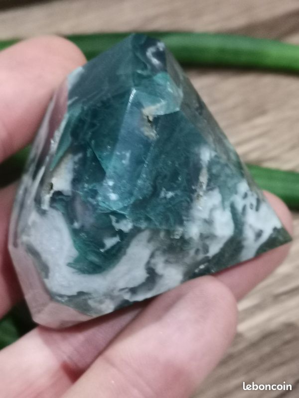 Quartz Avec Mousse De Thaïlande - 7,86 Carats - Pierre Naturelle 15x10,5mm