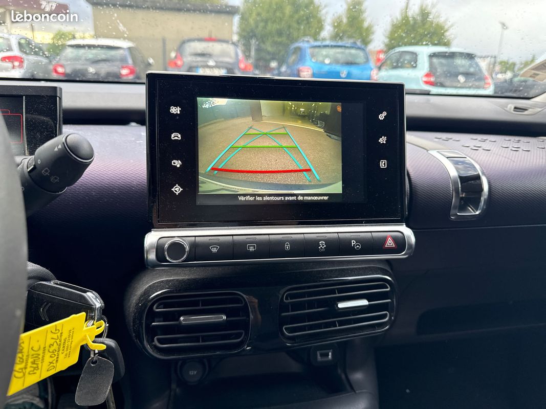 CITROEN C4 CACTUS 1.6 BlueHDi 100 Shine (image 9)