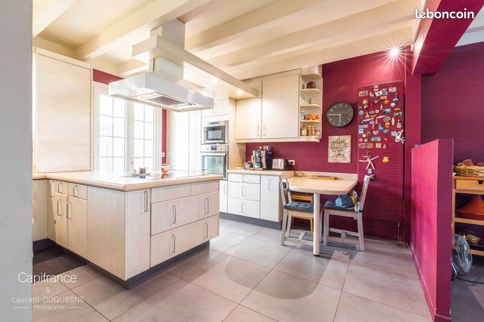 Maison 6 pièces 157 m² — 2