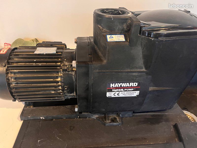 Pompe hayward 1,5 XV Tri (image 1)