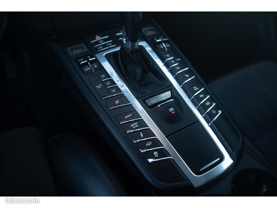 PORSCHE MACAN Turbo Pack Performance 440ch 3.6i V6 - 440 - BV PDK TYPE 95B (image 12)
