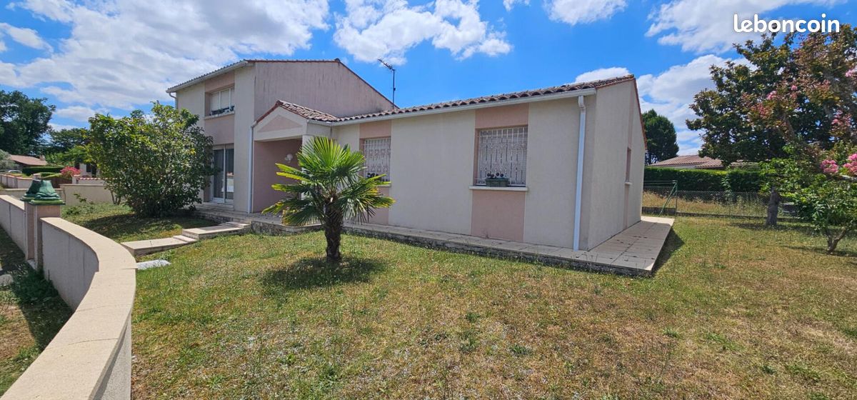 Maison 5 pièces 138 m² · à Saintes · 138 m² · 337 600 €