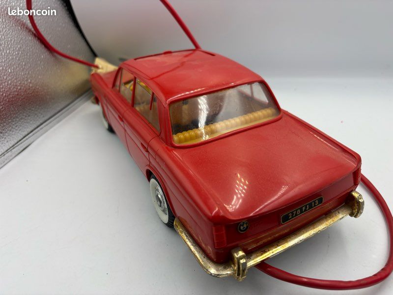 RARE ++ FRANCE JOUET - BMW 2002 - FILOGUIDE Fillog guide - A REPARER To repair