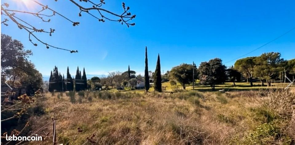 Terrain 1240 m² · à Moussoulens · 55 000 €