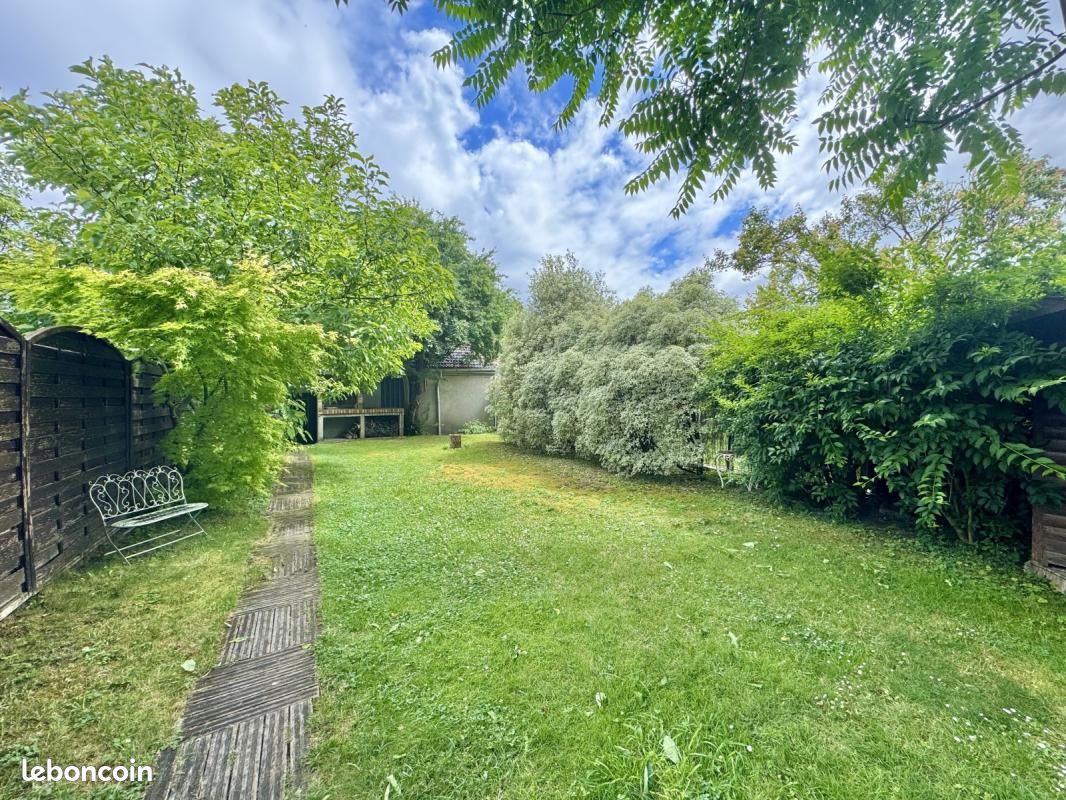 Maison 5 pièces 104 m² · à Rosny-sous-Bois · 104 m² · 376 000 €