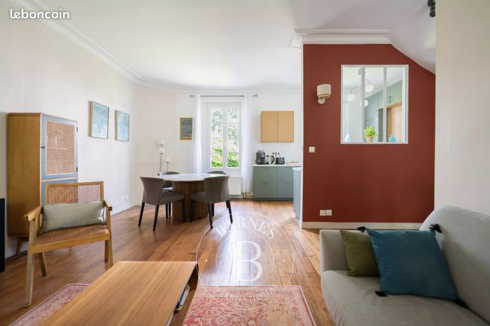 Maison 6 pièces 121 m² — 2