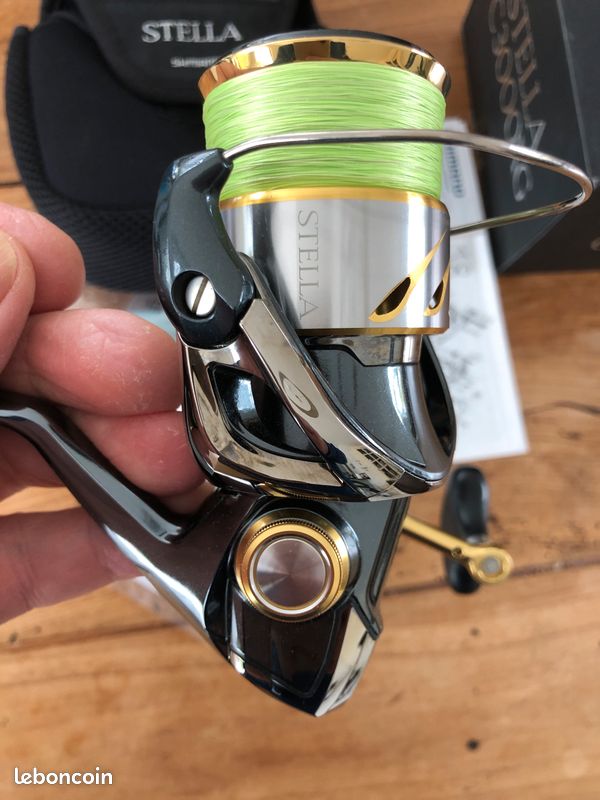 Corps De Moulinet Shimano Stella C3000 - Pièce Détachée D'occasion En Excellent état