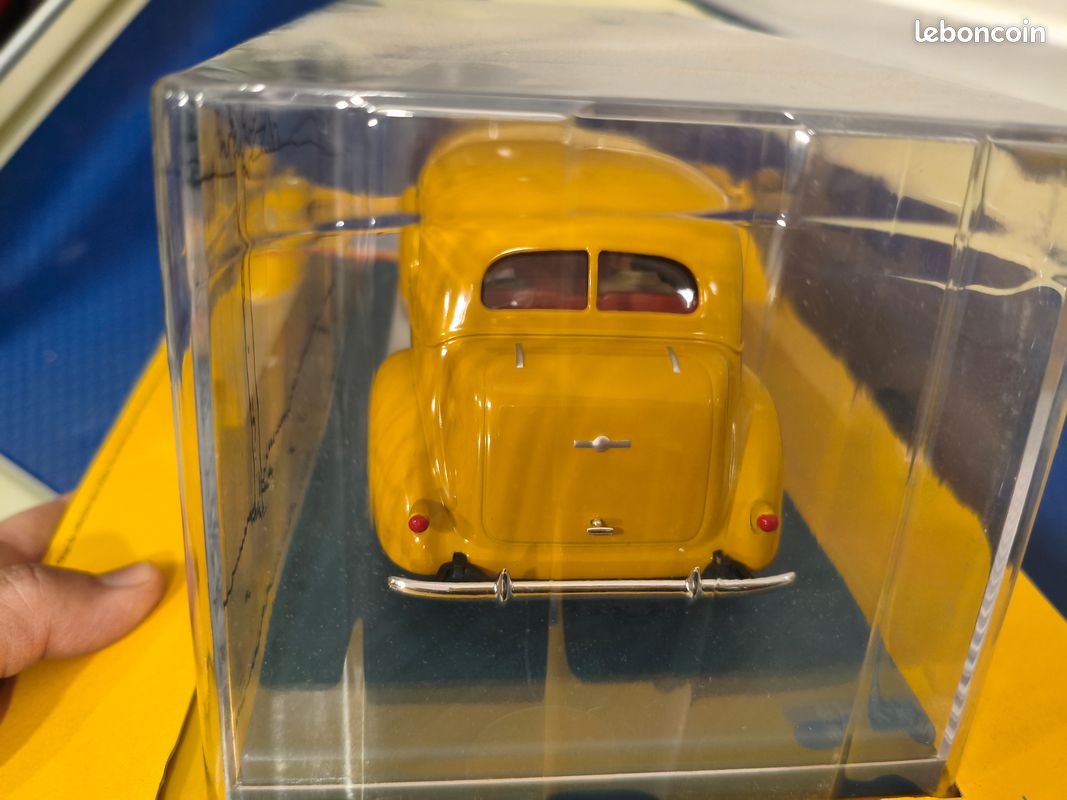 FASCICULE VOITURE TINTIN Numero 36 La Conduite Interieur