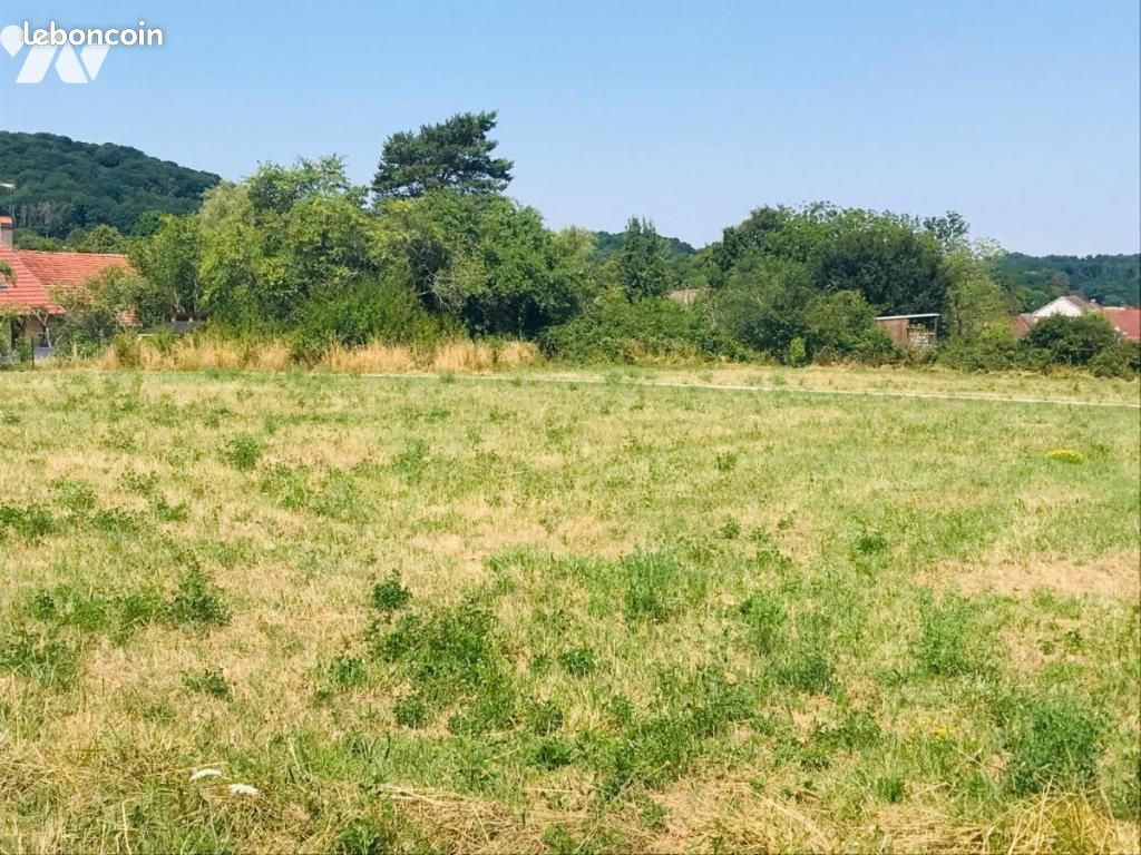 Terrain 2274 m² · à Trésilley · 2 274 m² · 113 000 €