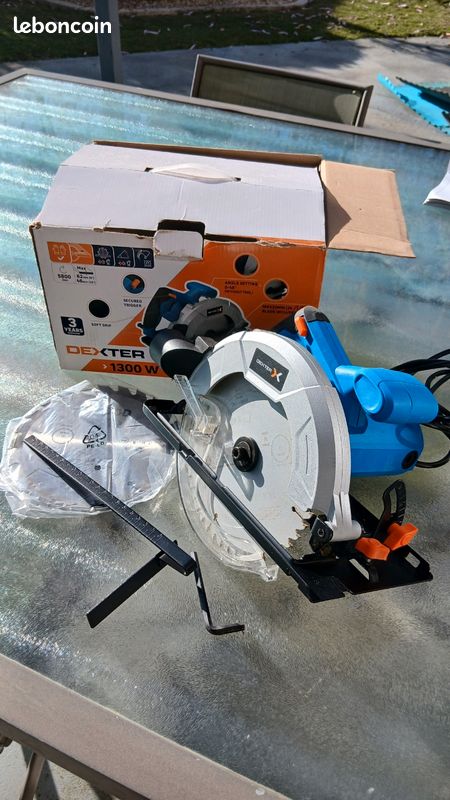 Scie circulaire 1300w Dexter (image 1)