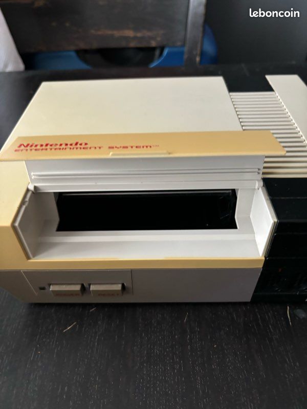 Console Nintendo nes + 2 manettes officielles (image 4)