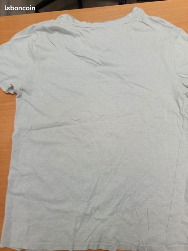 T shirt beige col v kiabi taille L (image 3)