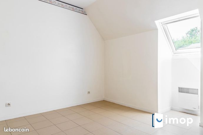 https://img.leboncoin.fr/api/v1/lbcpb1/images/19/16/4b/19164b6c6e8dff971821836edc8b44cb10ac1c8c.jpg?rule=ad-image