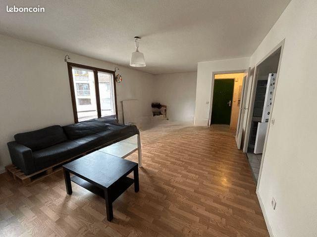 Appartement 5 pièces 104 m² · à Grenoble · 104 m² · 1 090 €/mois