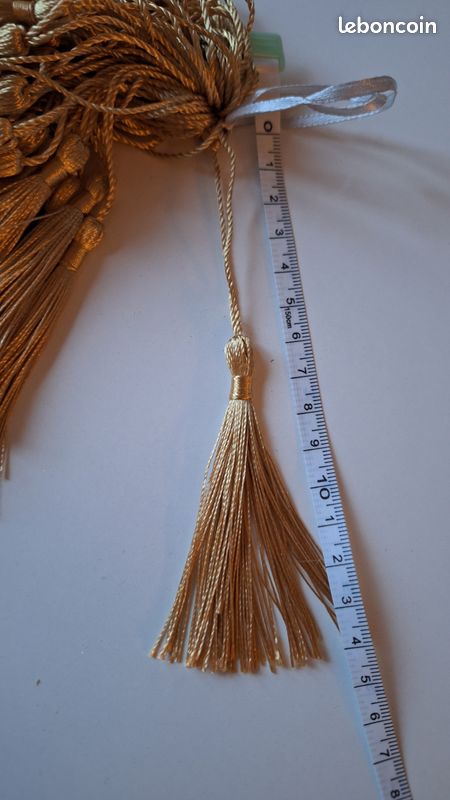 100 Pompons Dorés En Soie Faits Main - 4 Cm - Pour DIY, Bijoux, Décoration, Couture, Événements - Lot De 100 Pièces