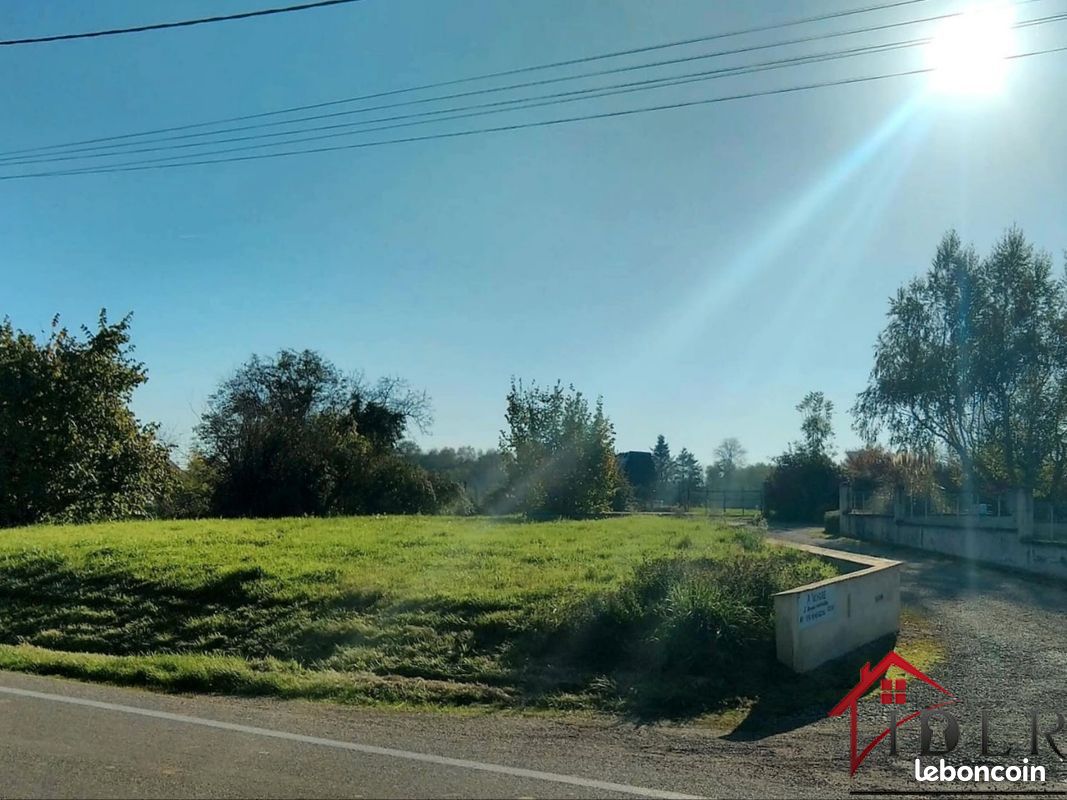 Terrain 863 m² · à Asnans-Beauvoisin · 863 m² · 35 200 €