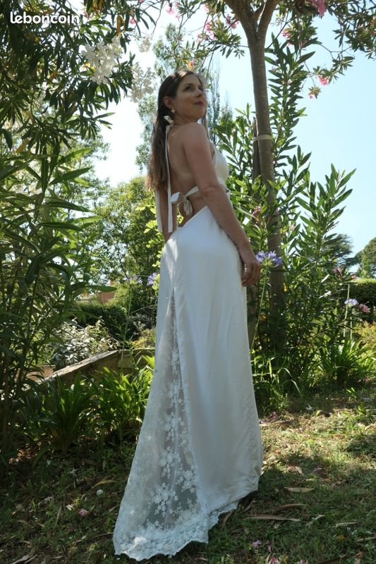 Robe de mariée soie dentelle créatrice (image 1)