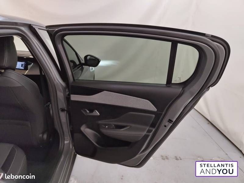 Peugeot 308 Hybrid 145 e-DCS6 Allure (image 46)