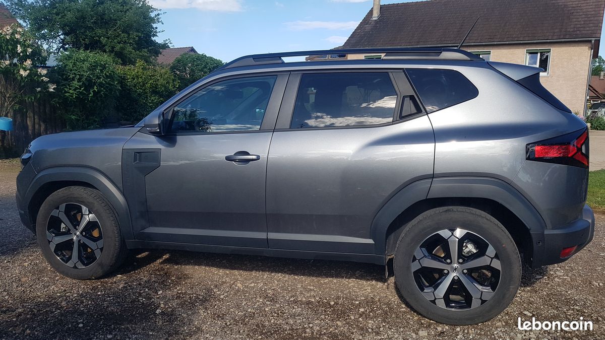 Dacia Duster III Journey HYBRID 140 4x2 (image 2)