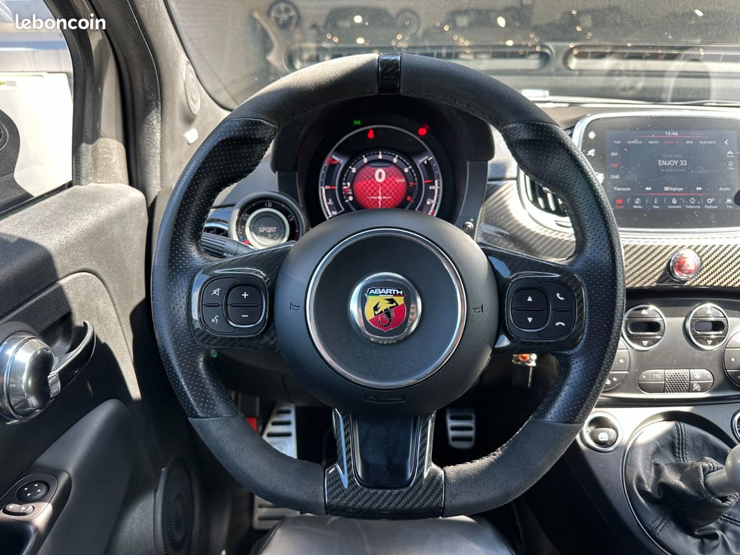 ABARTH 595 1.4 T-Jet Competizione Ligne AKRA + Pack Carbone + Beats Audio (image 6)